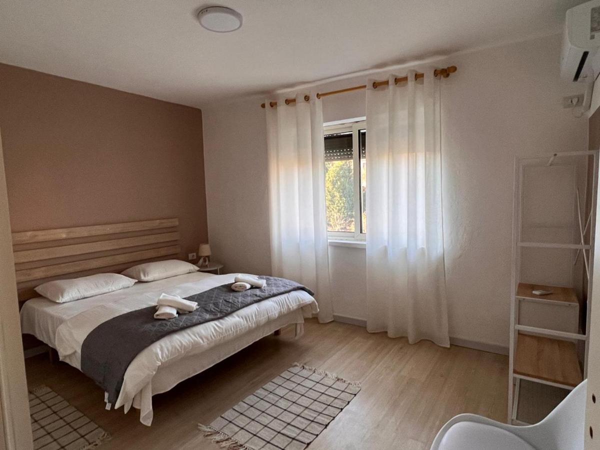 Centre Apartment In Шкодер Экстерьер фото
